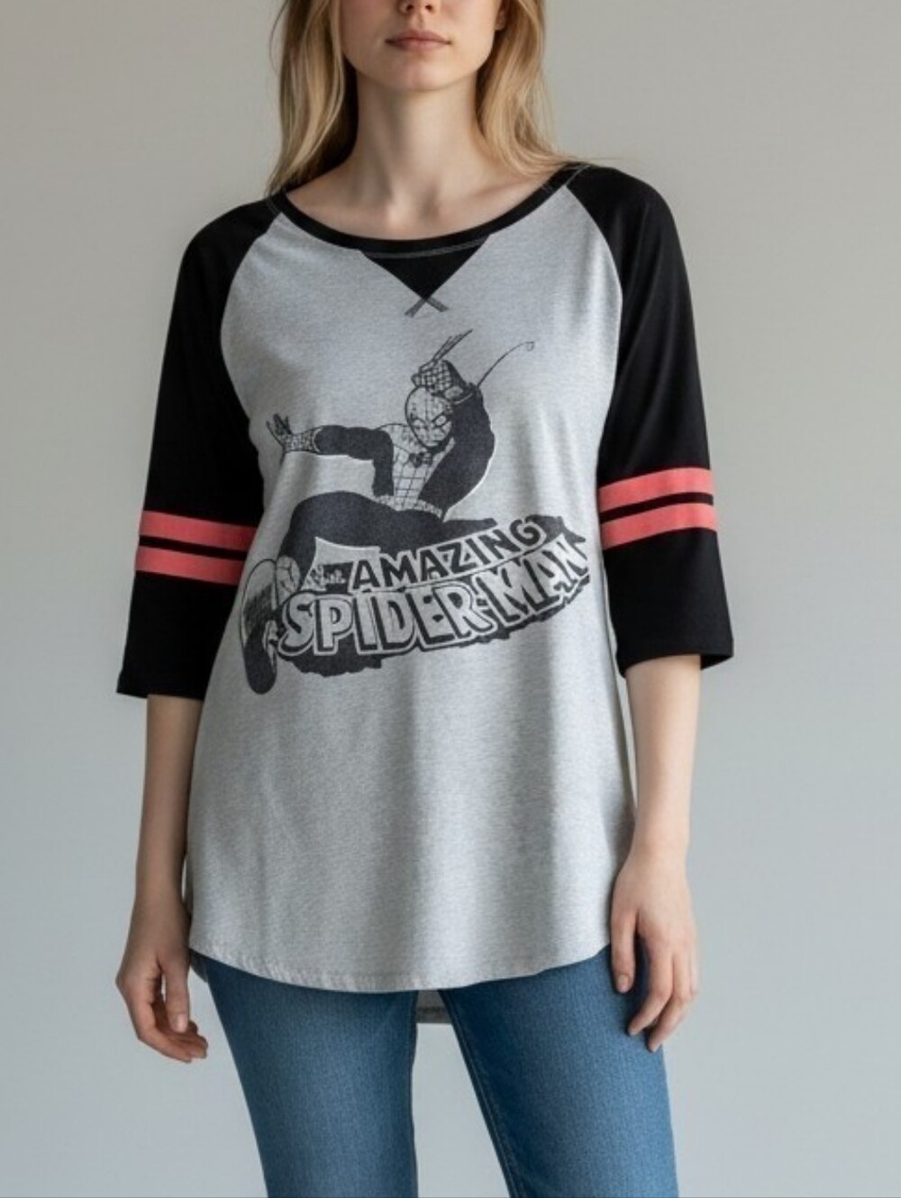 Marvel Comics Spiderman Graphic Gray and Black Tee Size Medium
